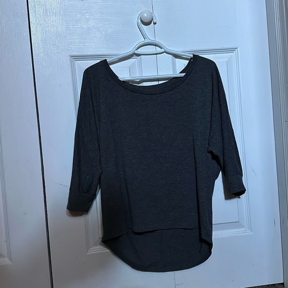 Size Small Aero grey long sleeve shirt - Picture 1 of 3
